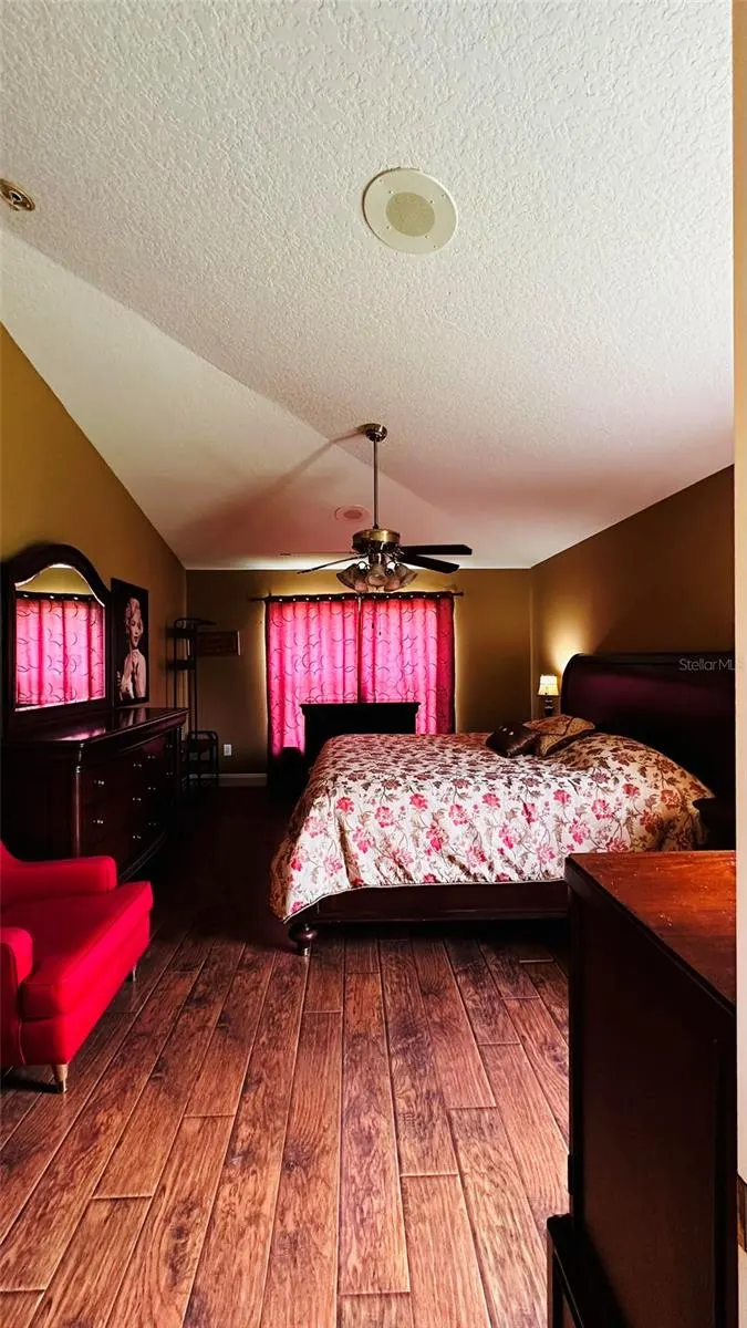 1412 WYNDHAM LAKES DR