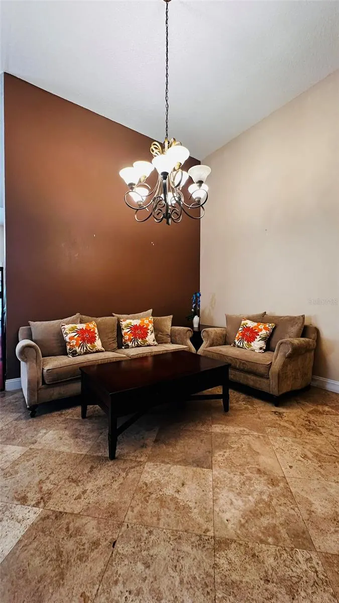 1412 WYNDHAM LAKES DR