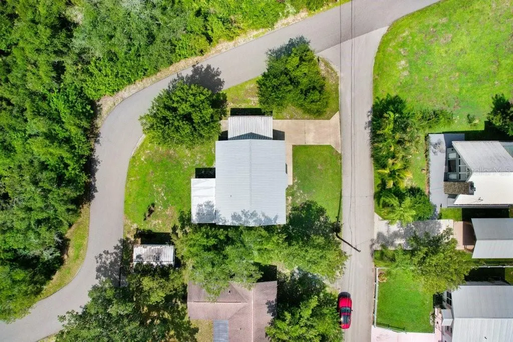 101 PARKVIEW DR