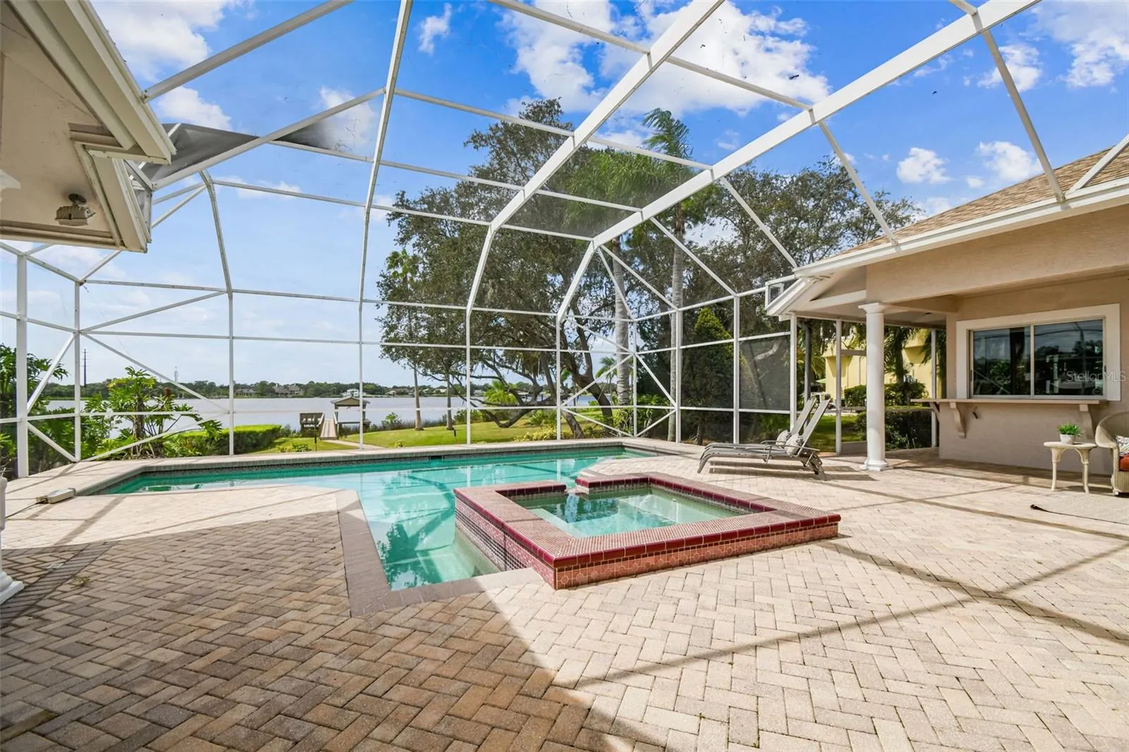 948 RIVERSIDE RIDGE RD