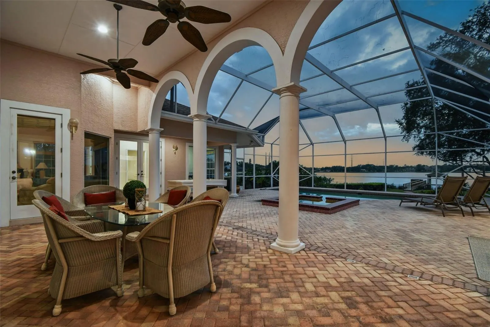 948 RIVERSIDE RIDGE RD