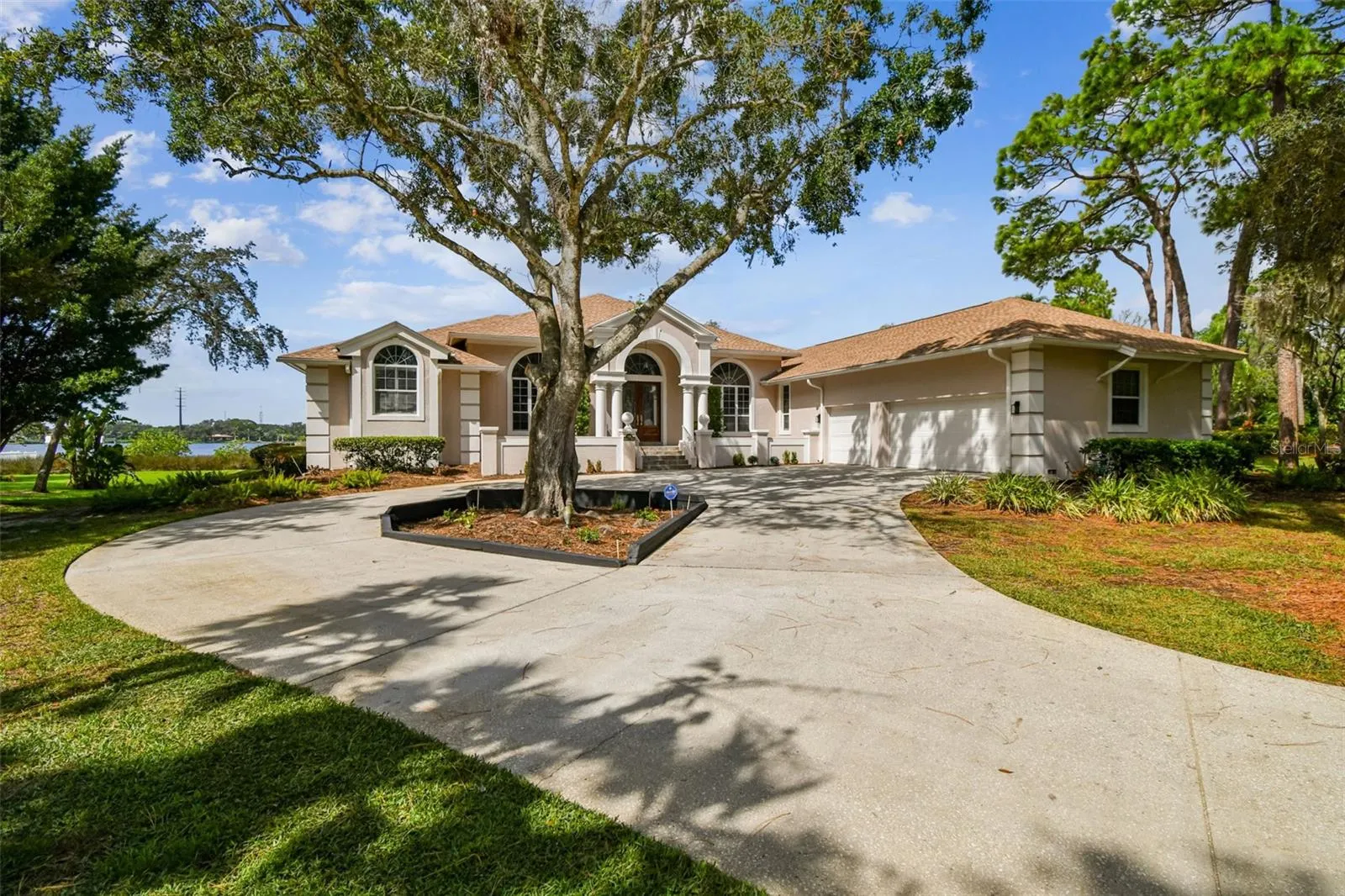 948 RIVERSIDE RIDGE RD