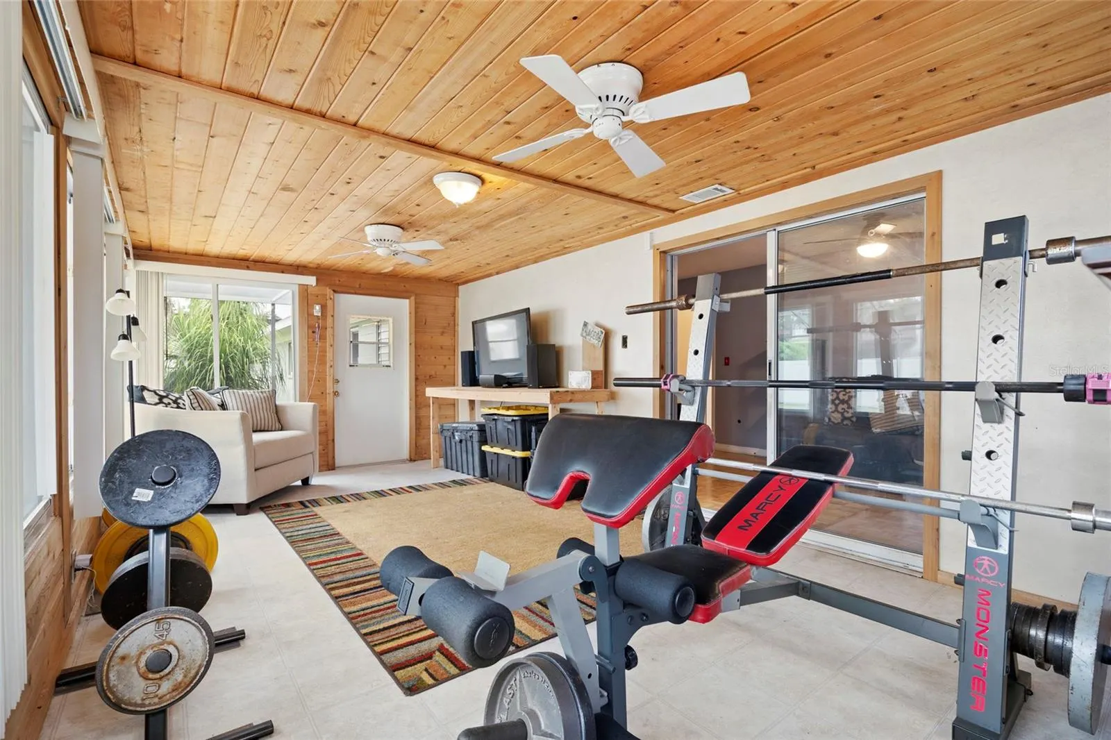 605 GAY ANN DR
