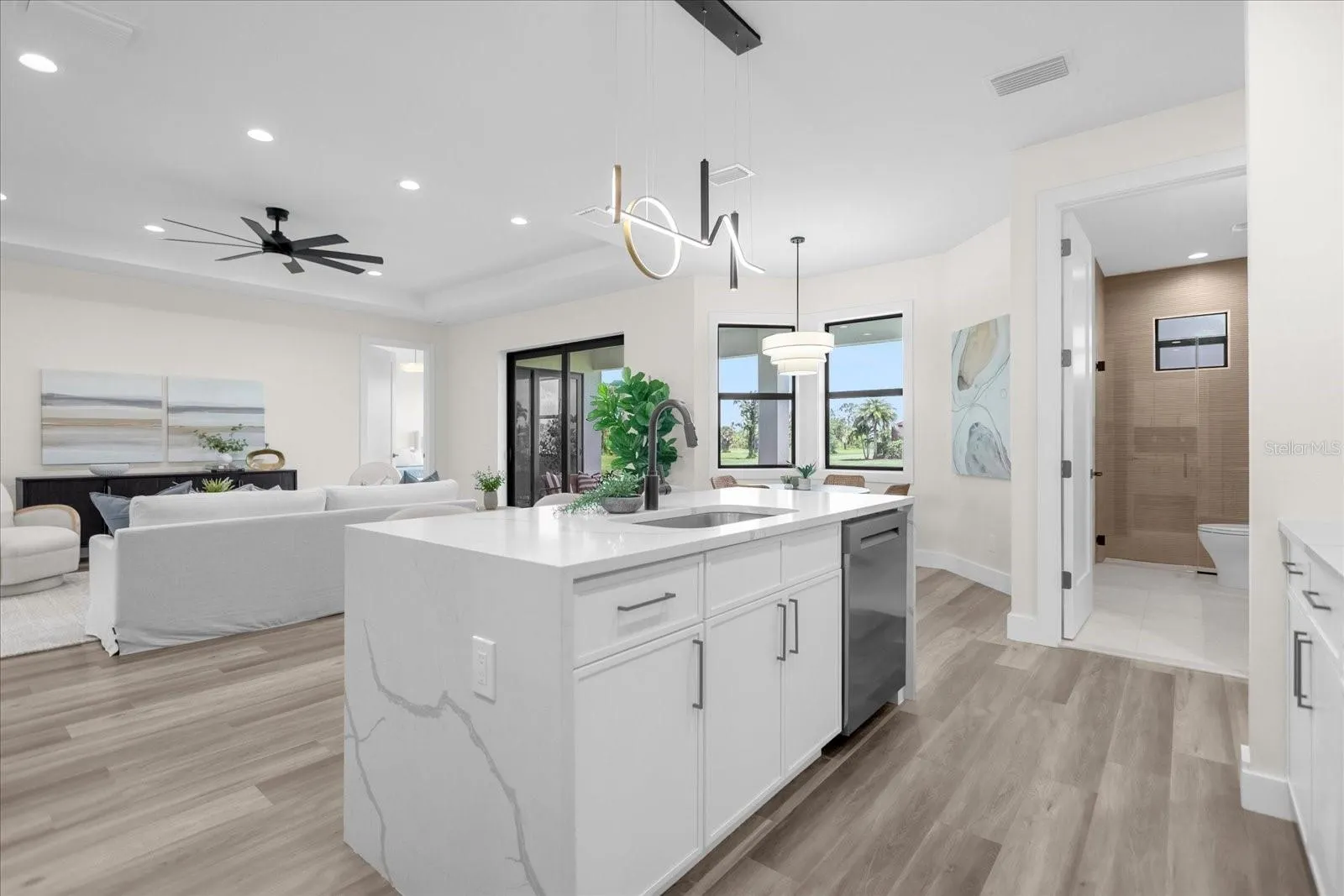 1173 ROTONDA CIR