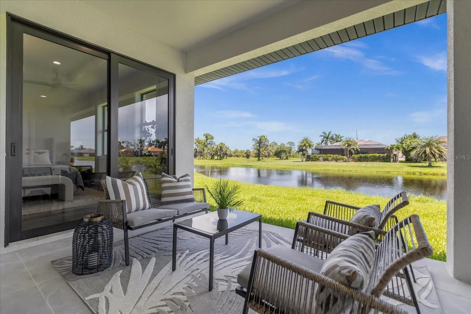 1173 ROTONDA CIR