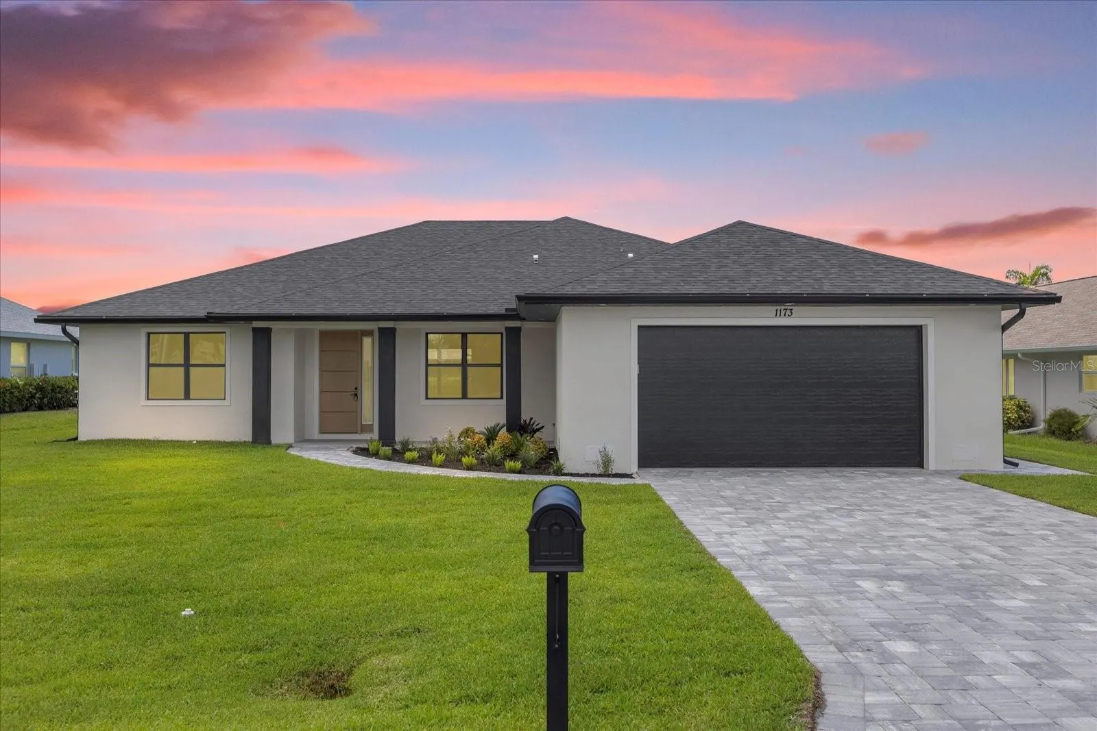 1173 ROTONDA CIR