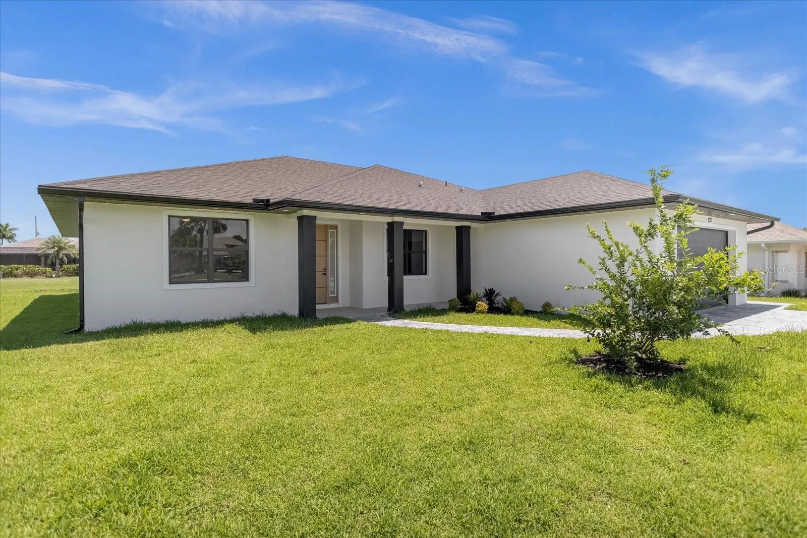 1173 ROTONDA CIR