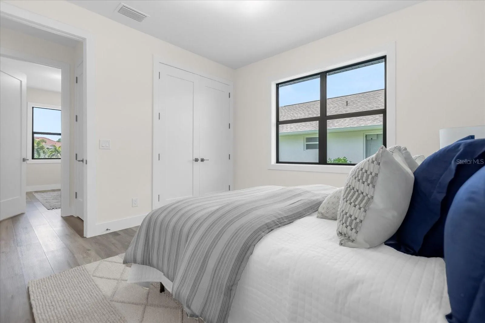 1173 ROTONDA CIR