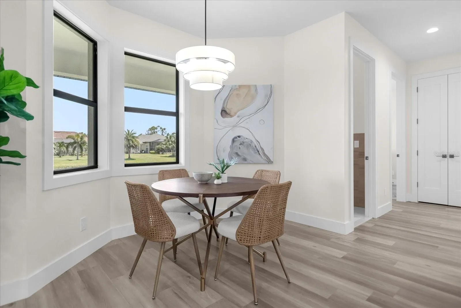 1173 ROTONDA CIR