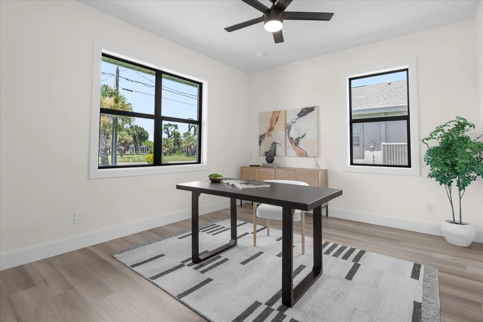 1173 ROTONDA CIR