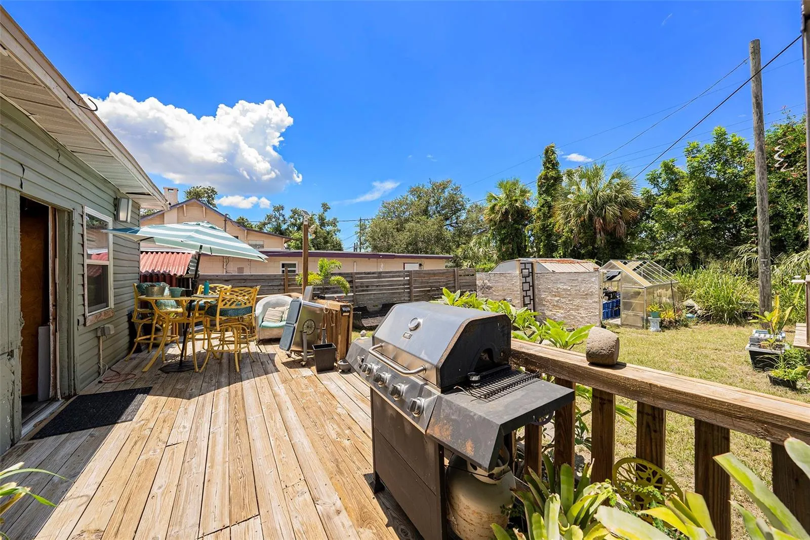 2255 TRELAIN DR S