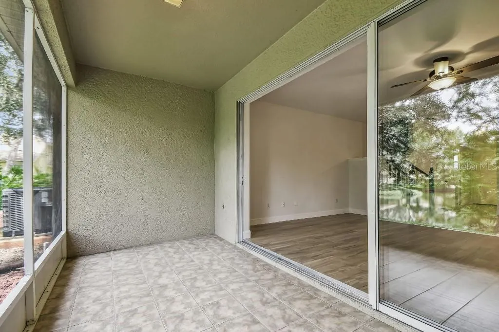 527 SPRING LAKE CIR