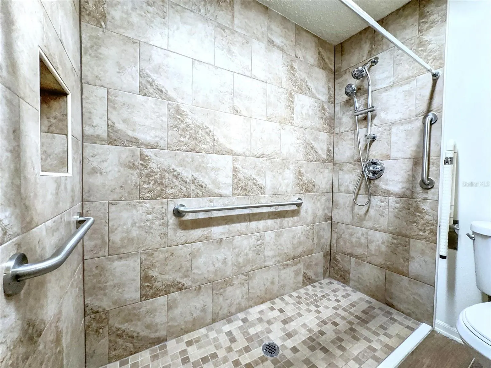 7607 ABBEY LN #2, #2