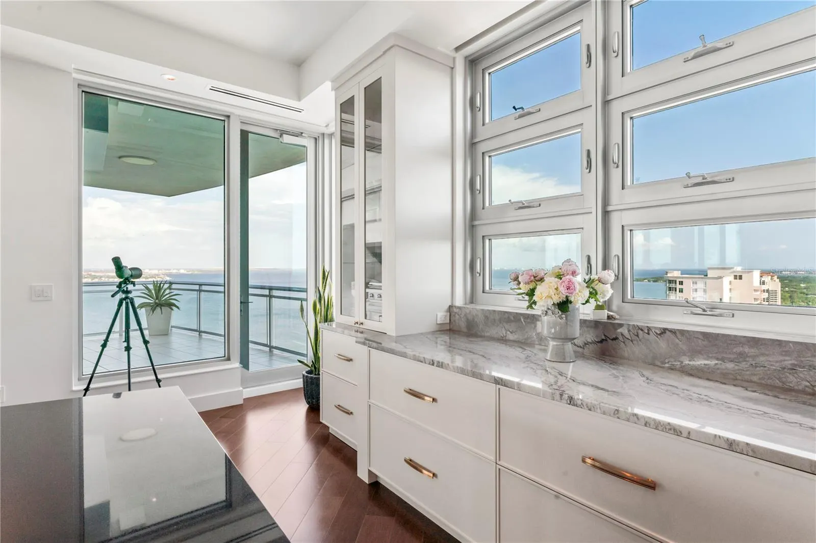 3401 BAYSHORE BLVD #2500, #2500