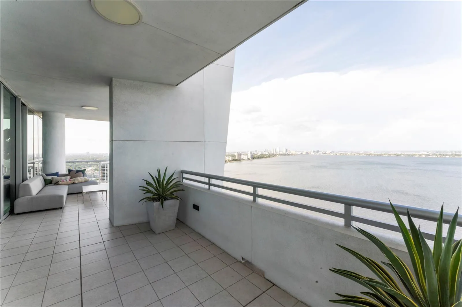 3401 BAYSHORE BLVD #2500, #2500