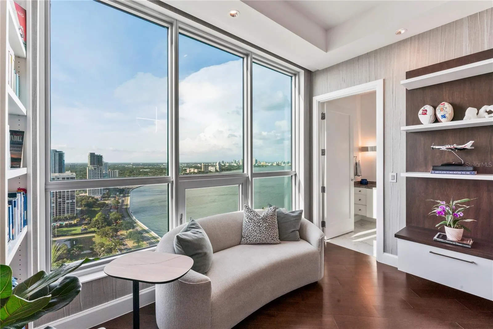 3401 BAYSHORE BLVD #2500, #2500