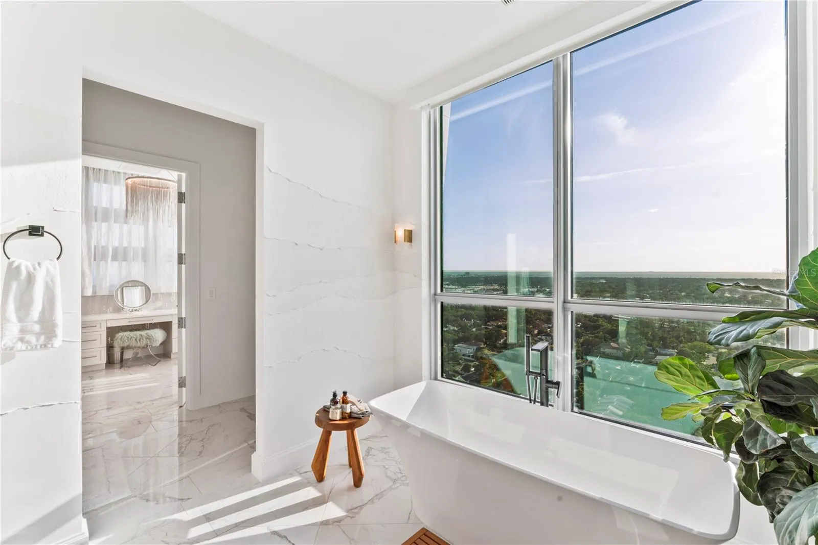 3401 BAYSHORE BLVD #2500, #2500
