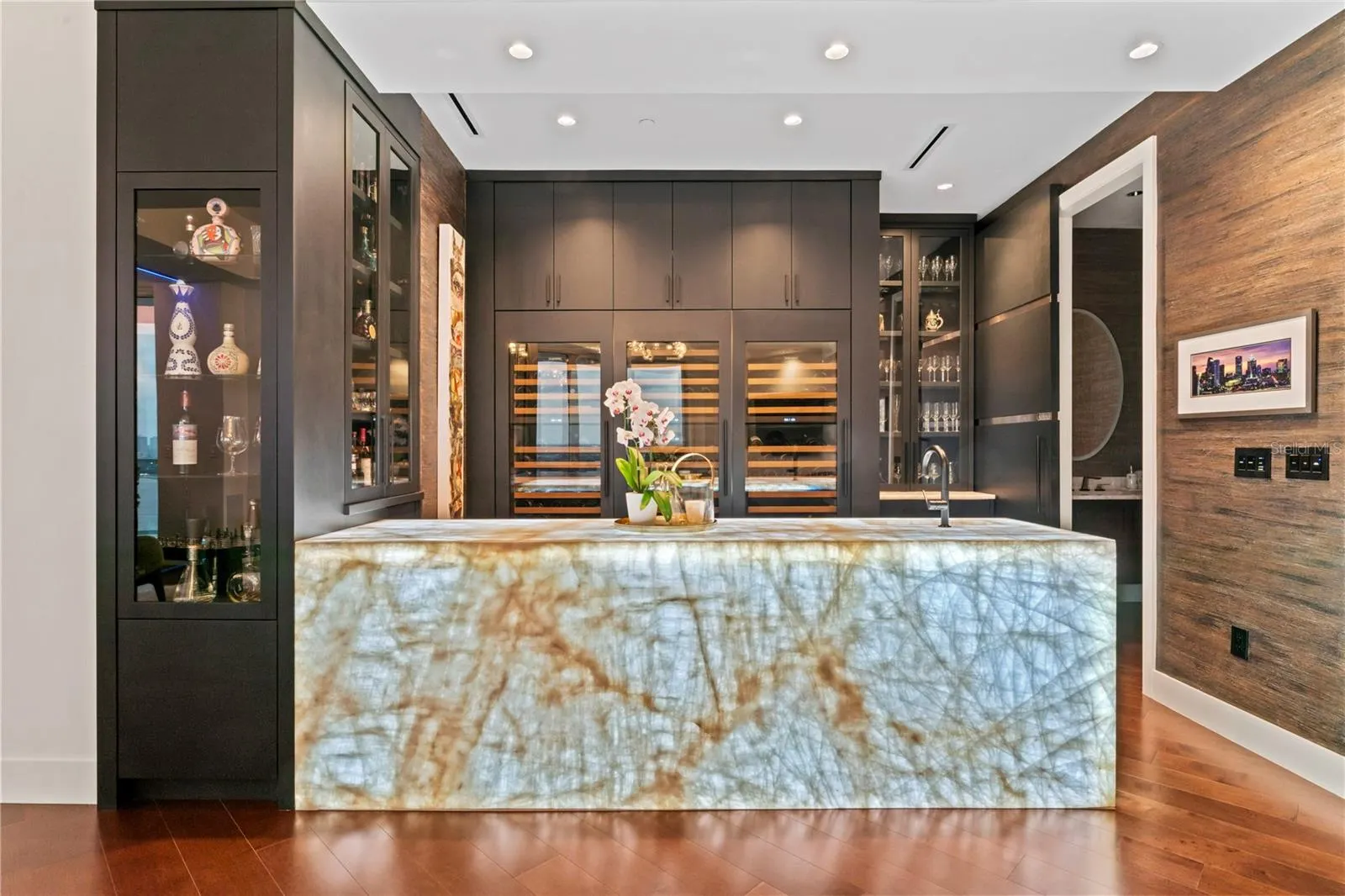 3401 BAYSHORE BLVD #2500, #2500