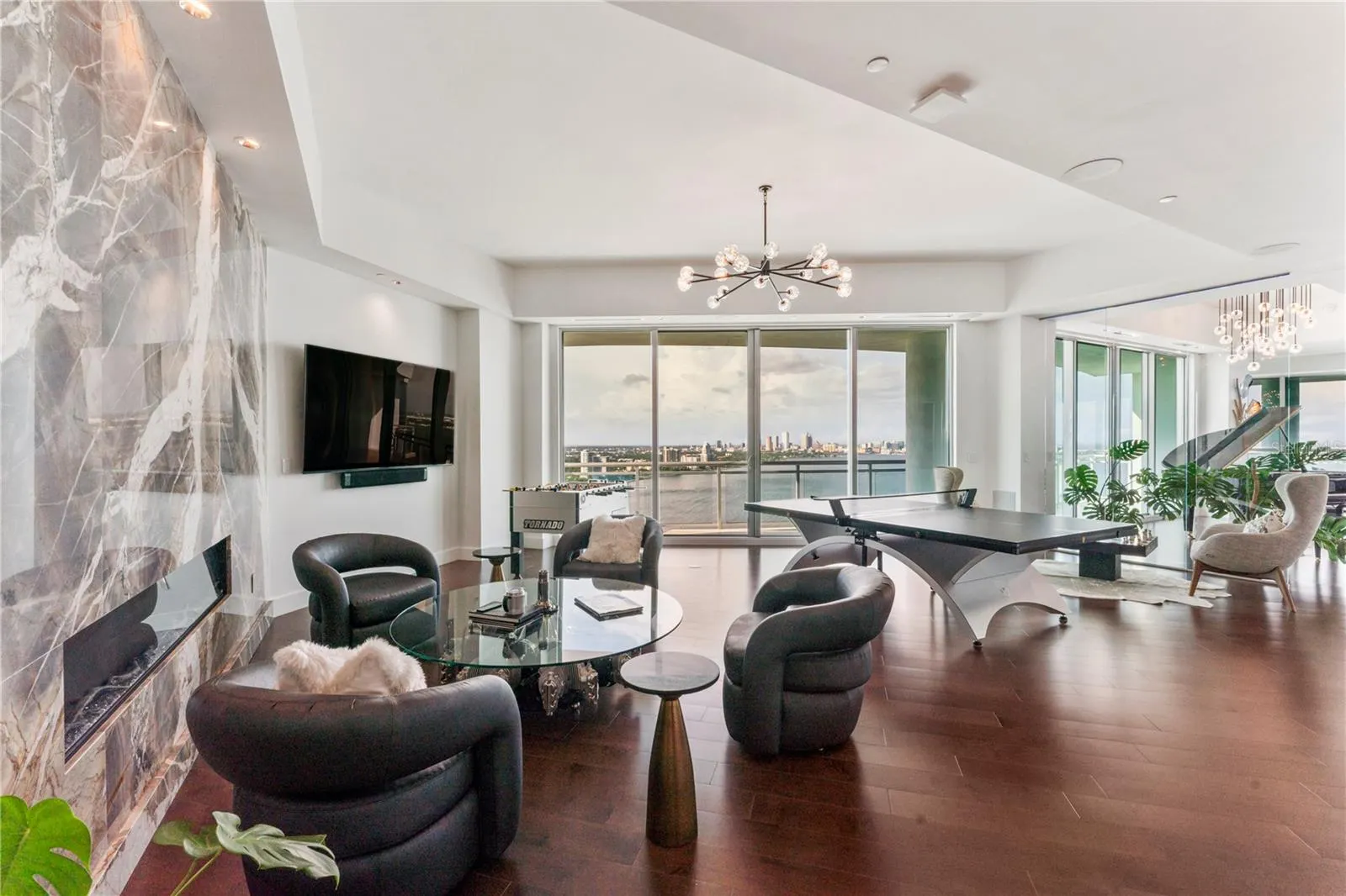 3401 BAYSHORE BLVD #2500, #2500