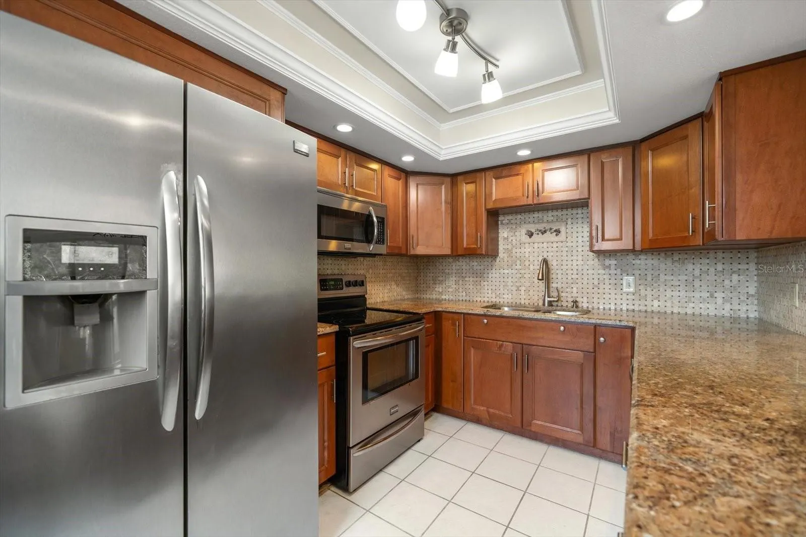 220 BELLEVIEW BLVD #410, #410