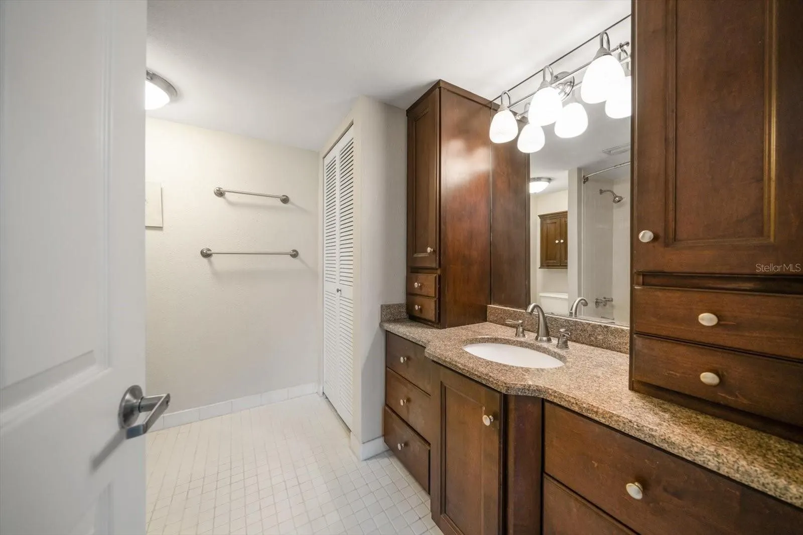 220 BELLEVIEW BLVD #410, #410