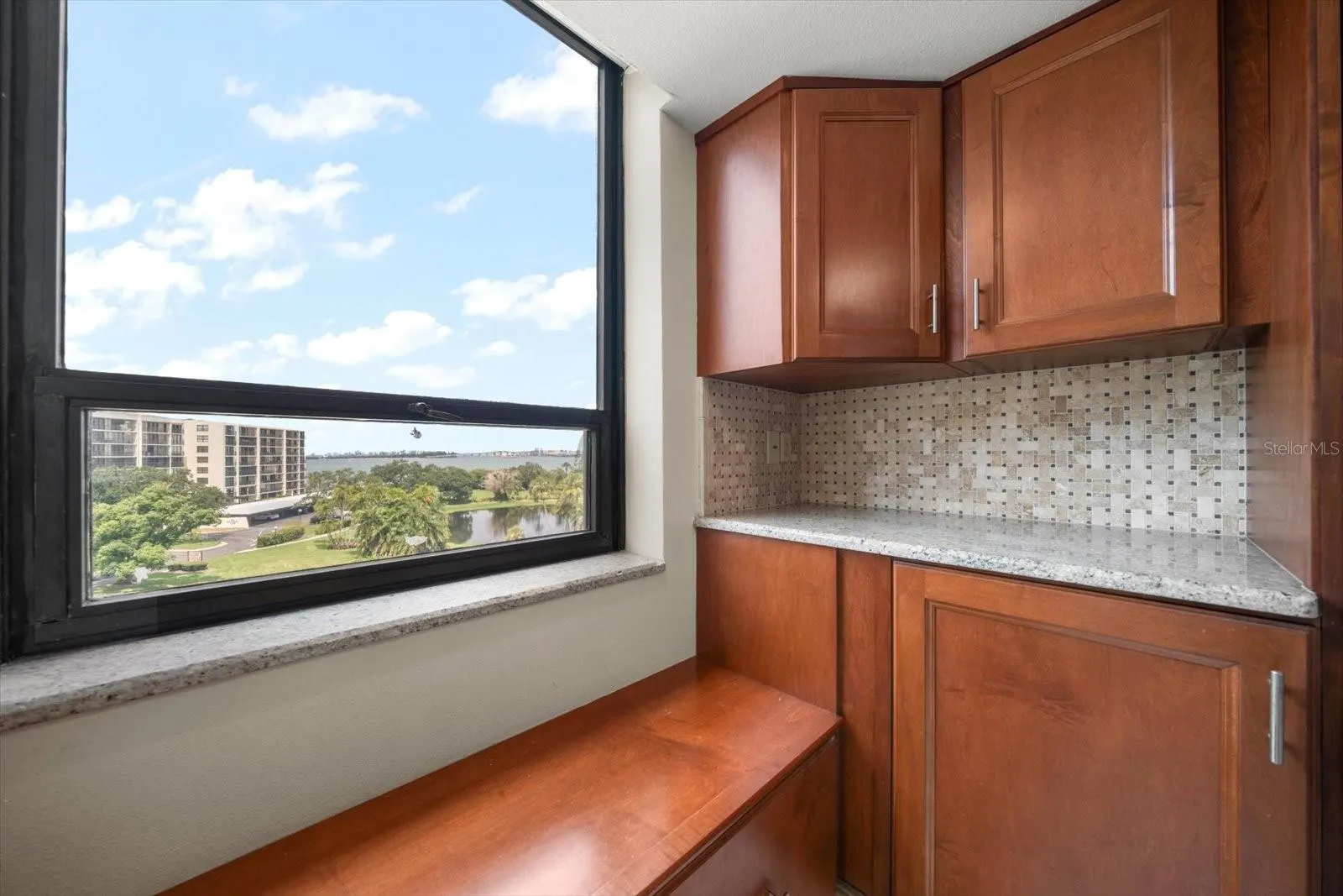 220 BELLEVIEW BLVD #410, #410