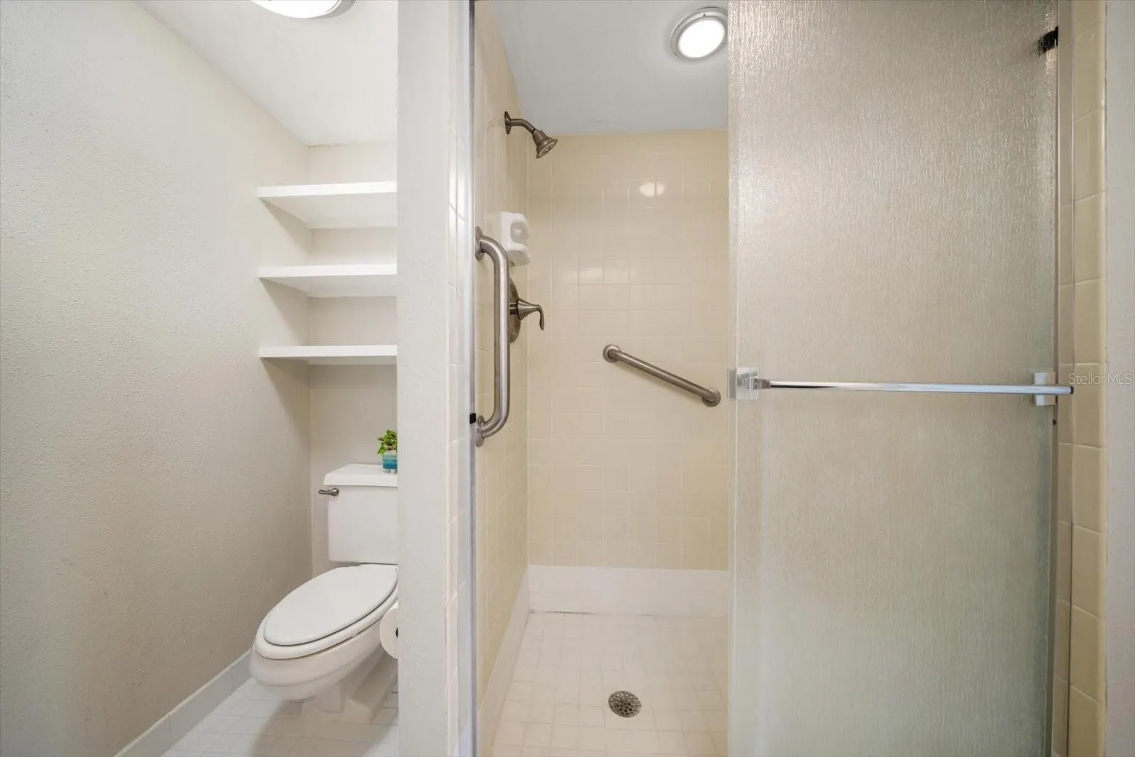 220 BELLEVIEW BLVD #410, #410