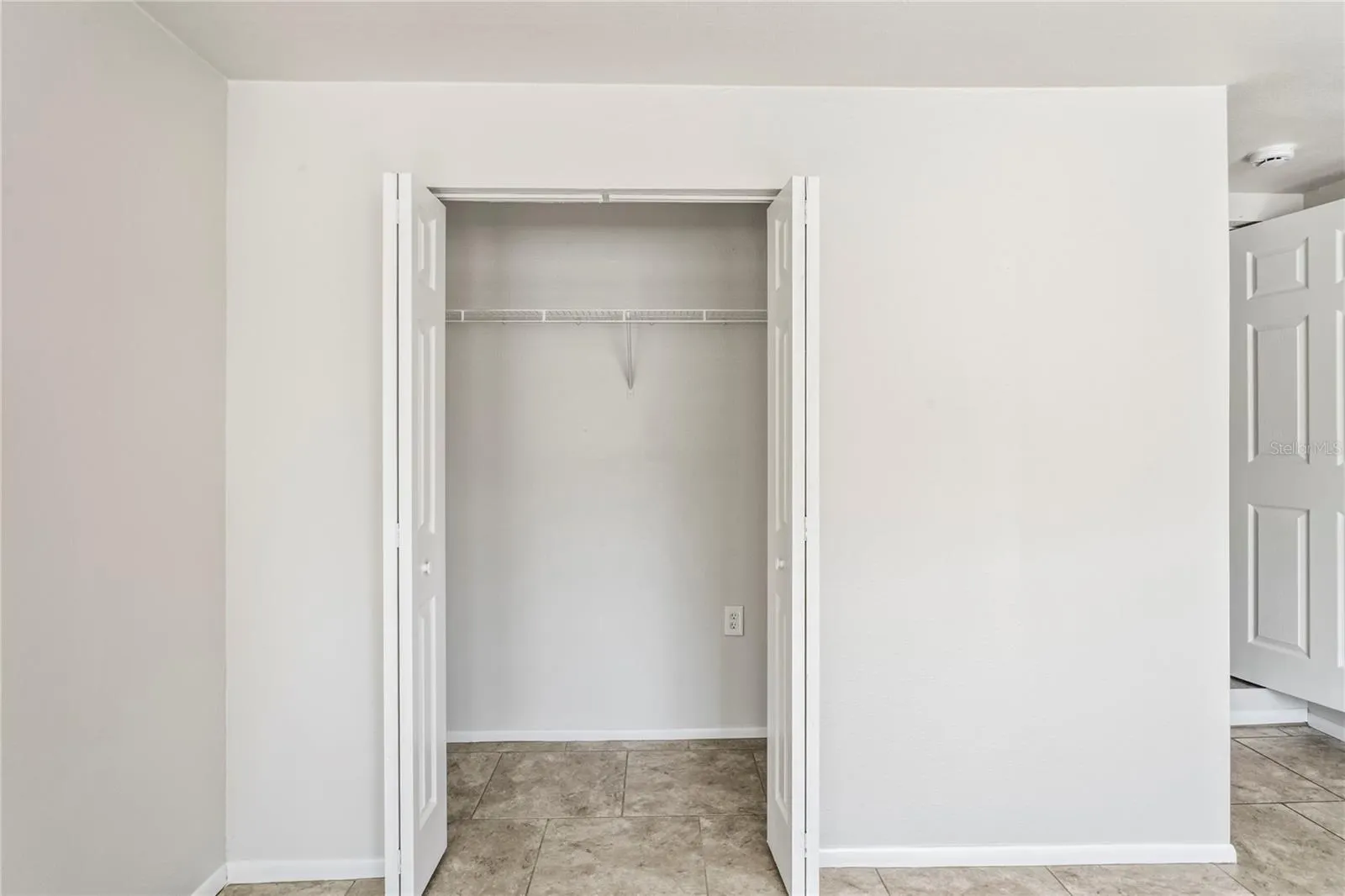 1416 NELSON AVE