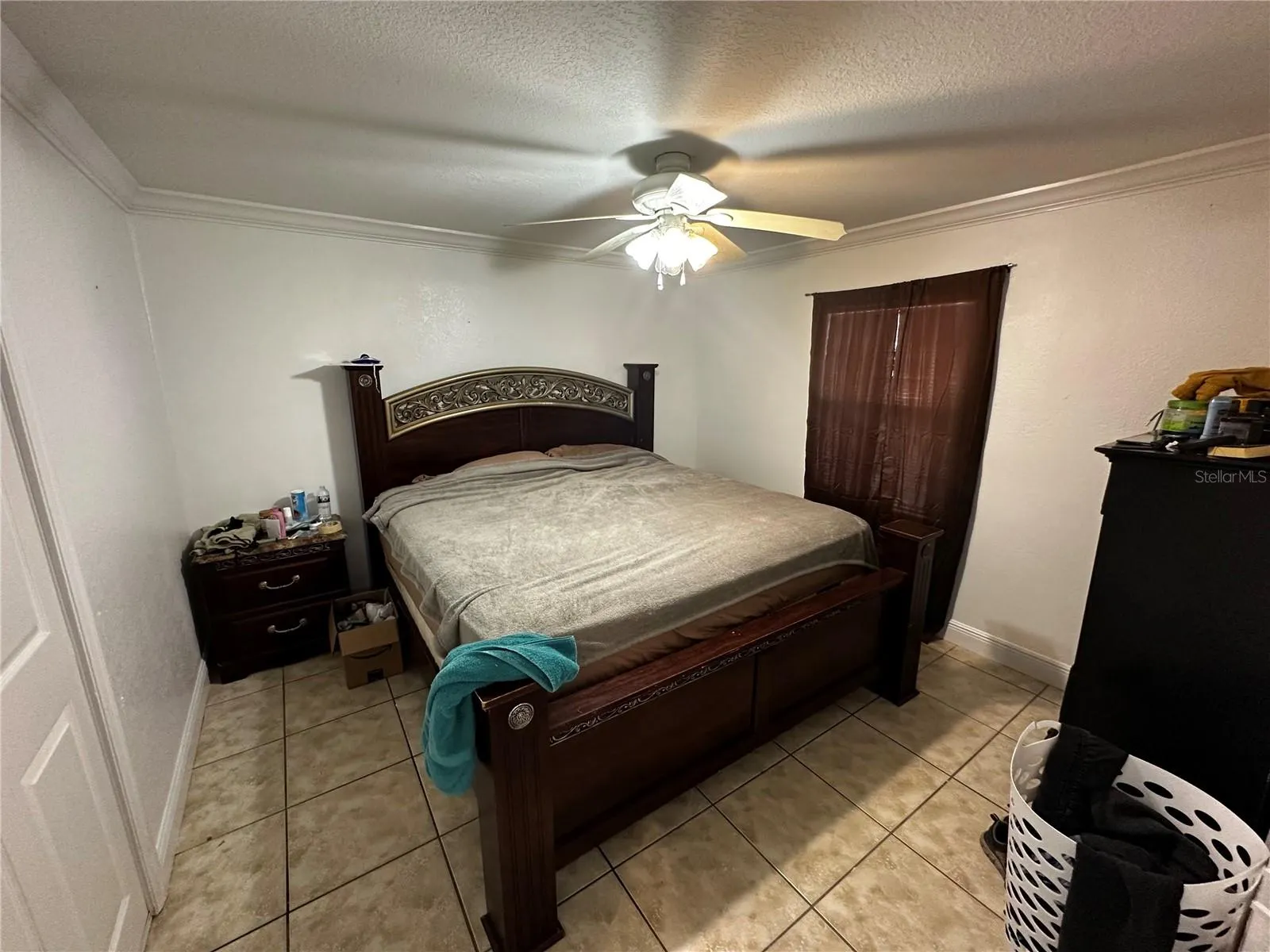 2303 W COMANCHE AVE