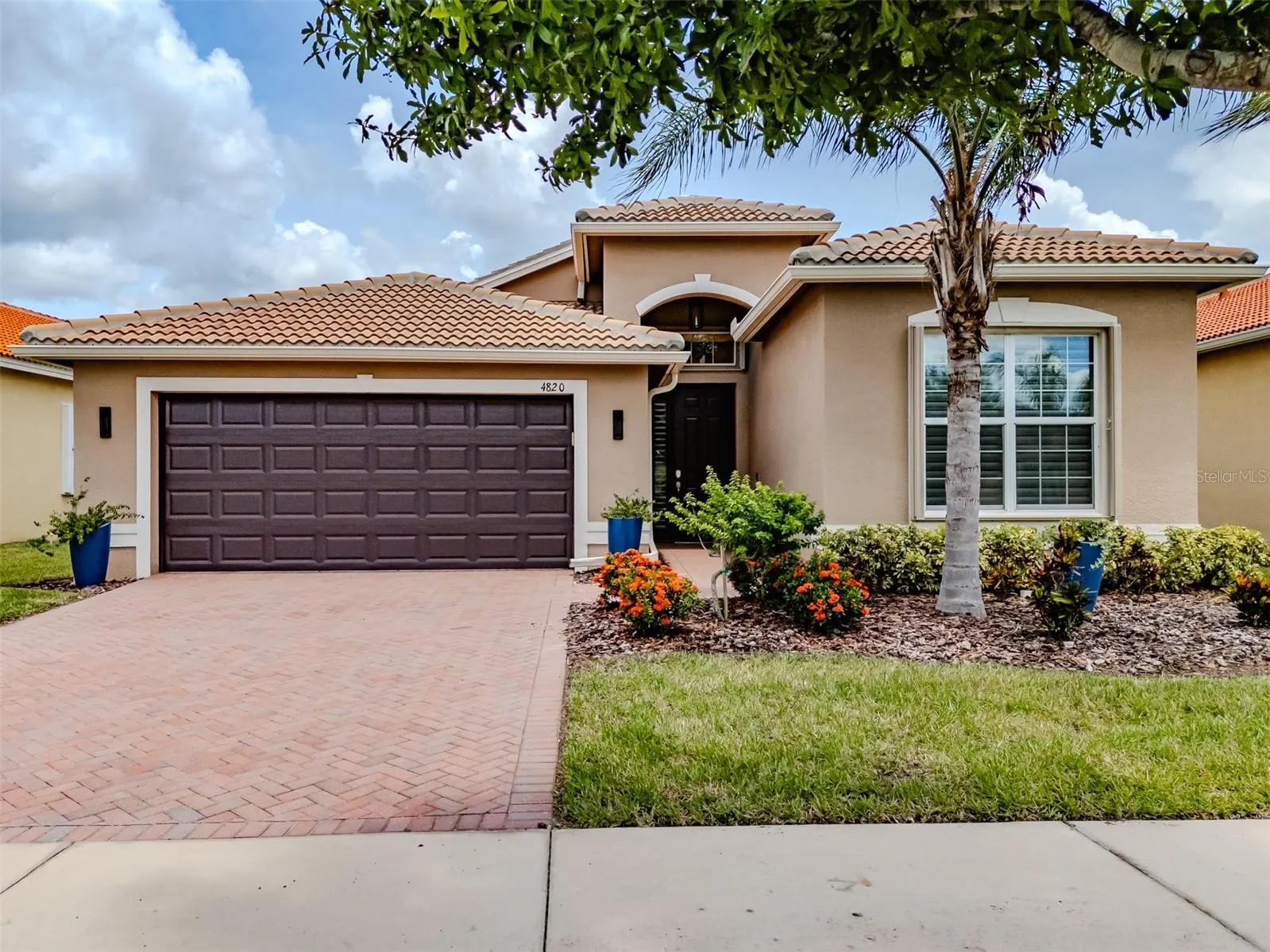 4820 GRAND BANKS DR
