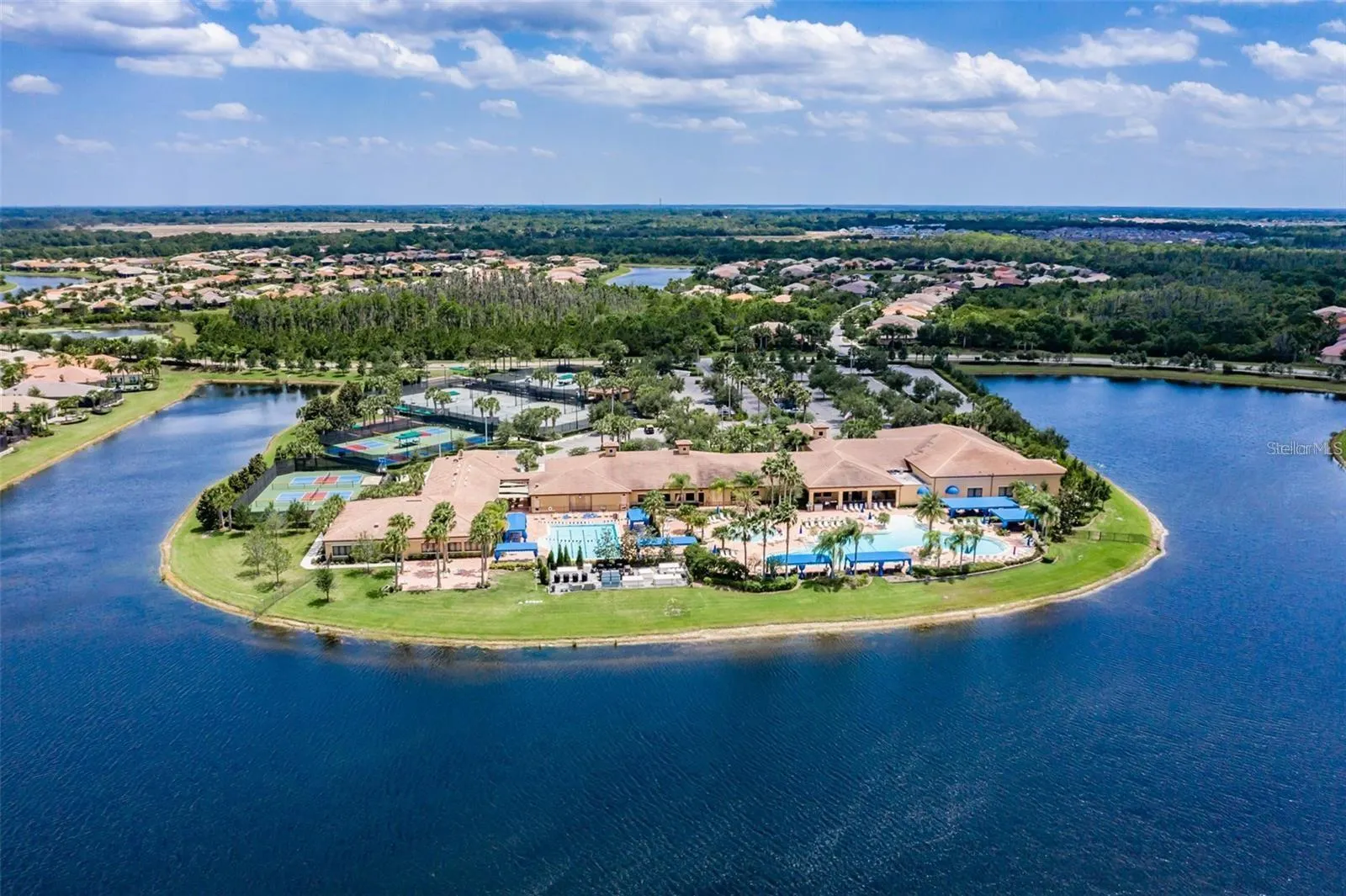 4820 GRAND BANKS DR