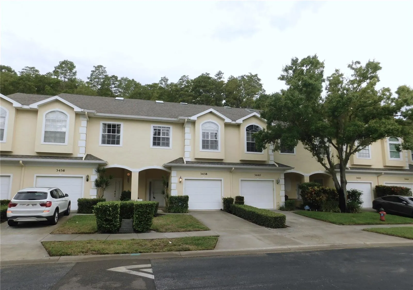 3438 PRIMROSE WAY