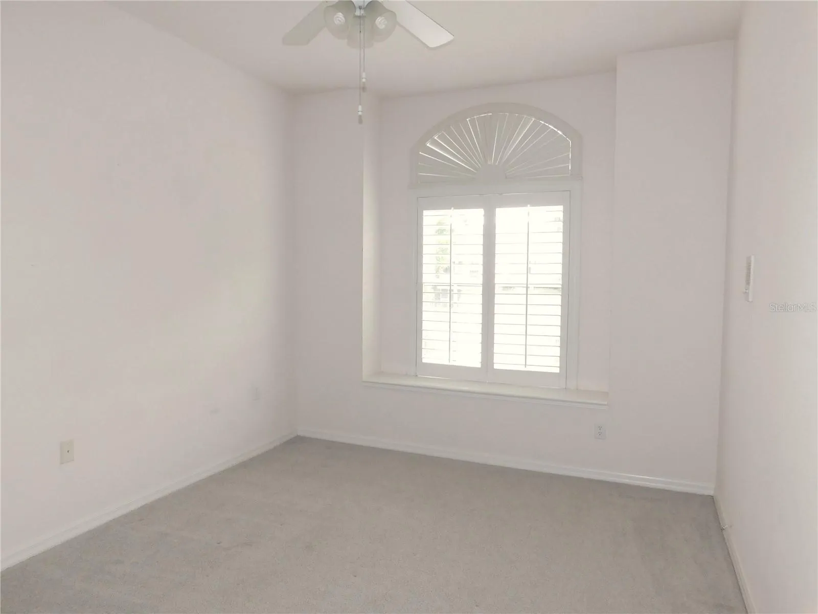 3438 PRIMROSE WAY