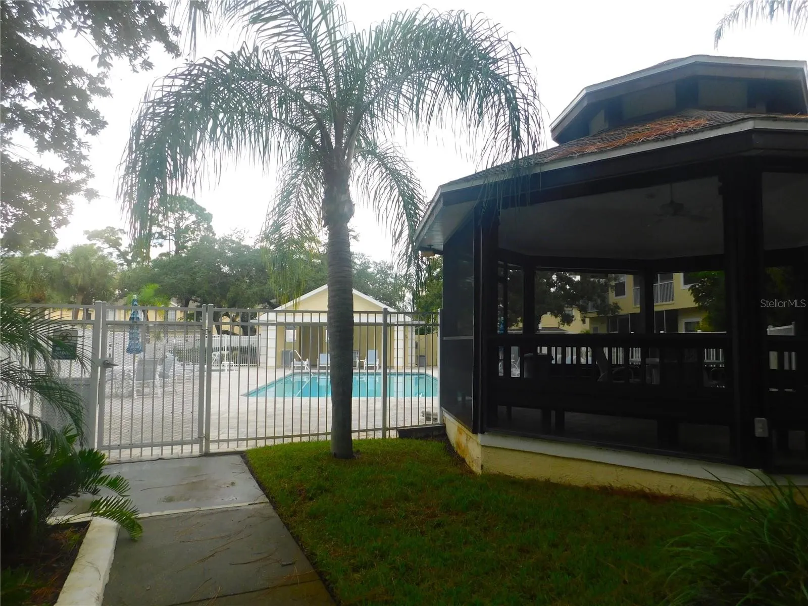 3438 PRIMROSE WAY