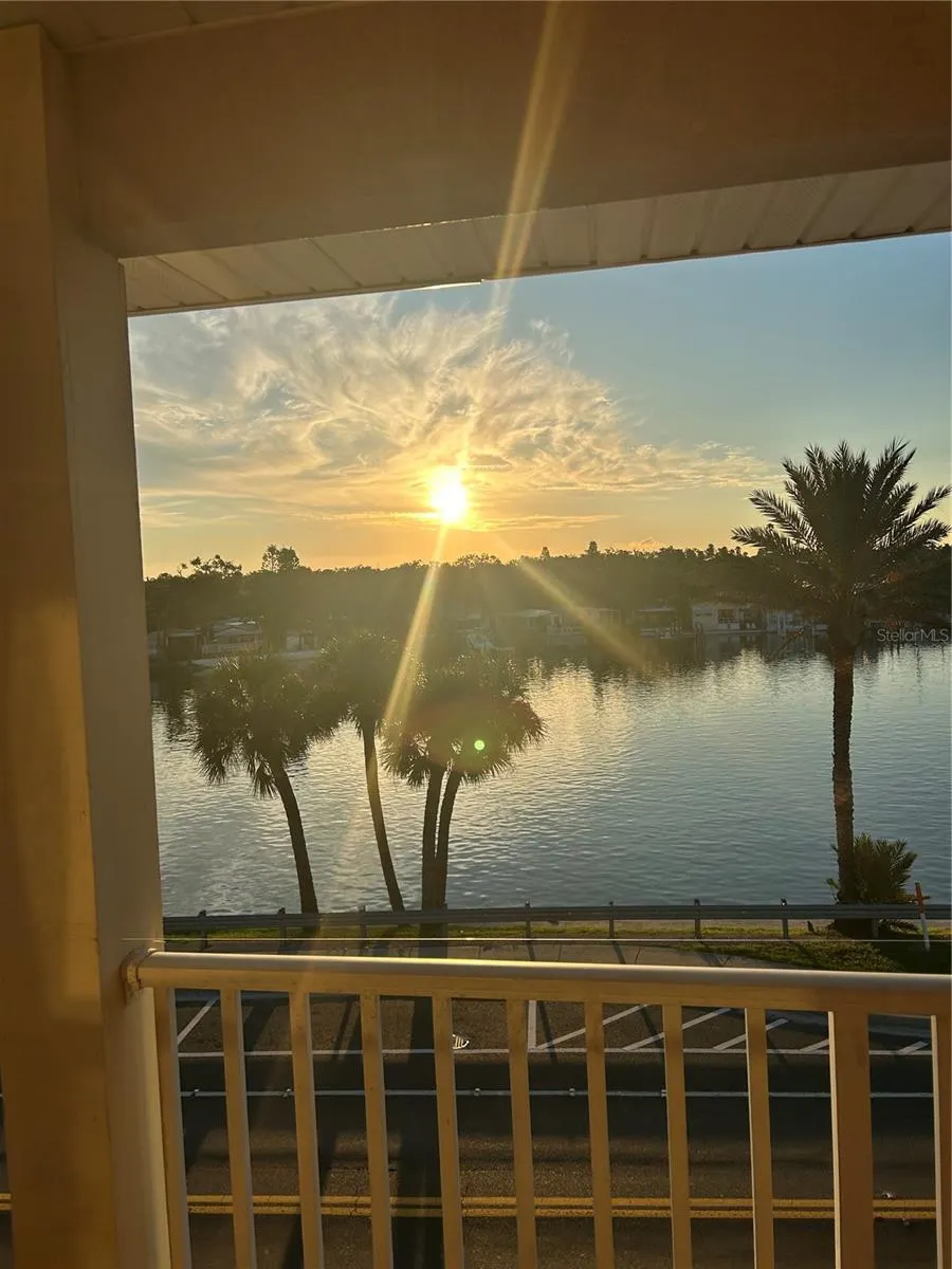44 GULF BLVD #204, #204