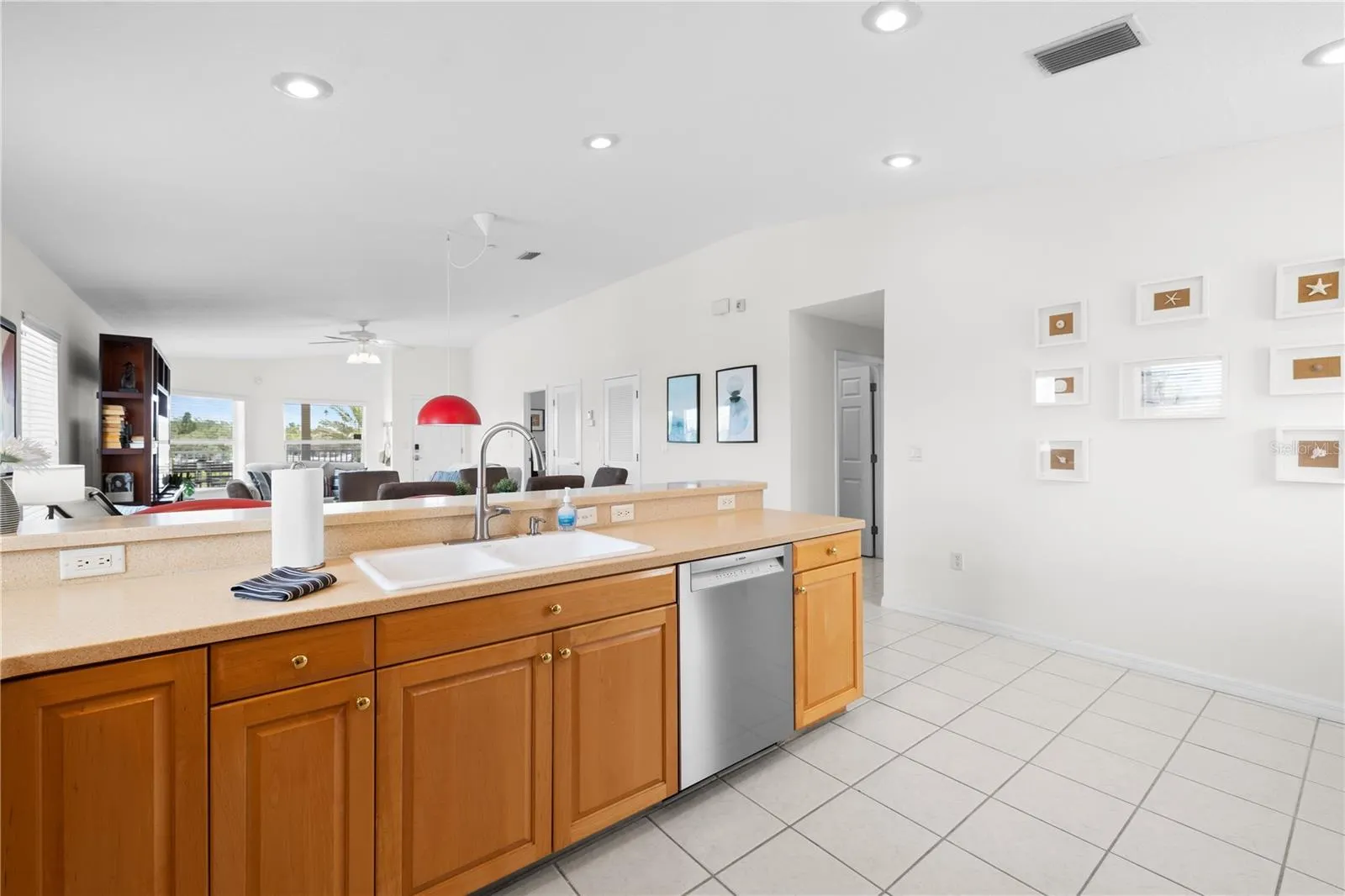 44 GULF BLVD #204, #204