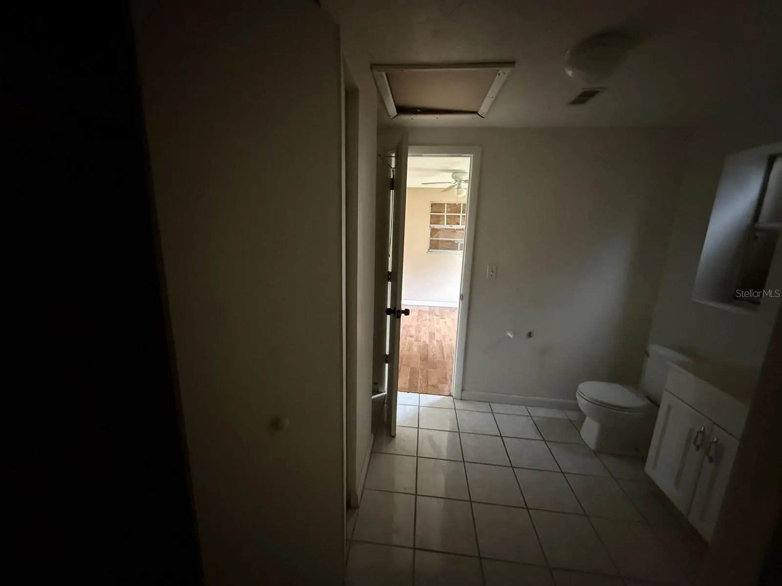 804 WALNUT DR