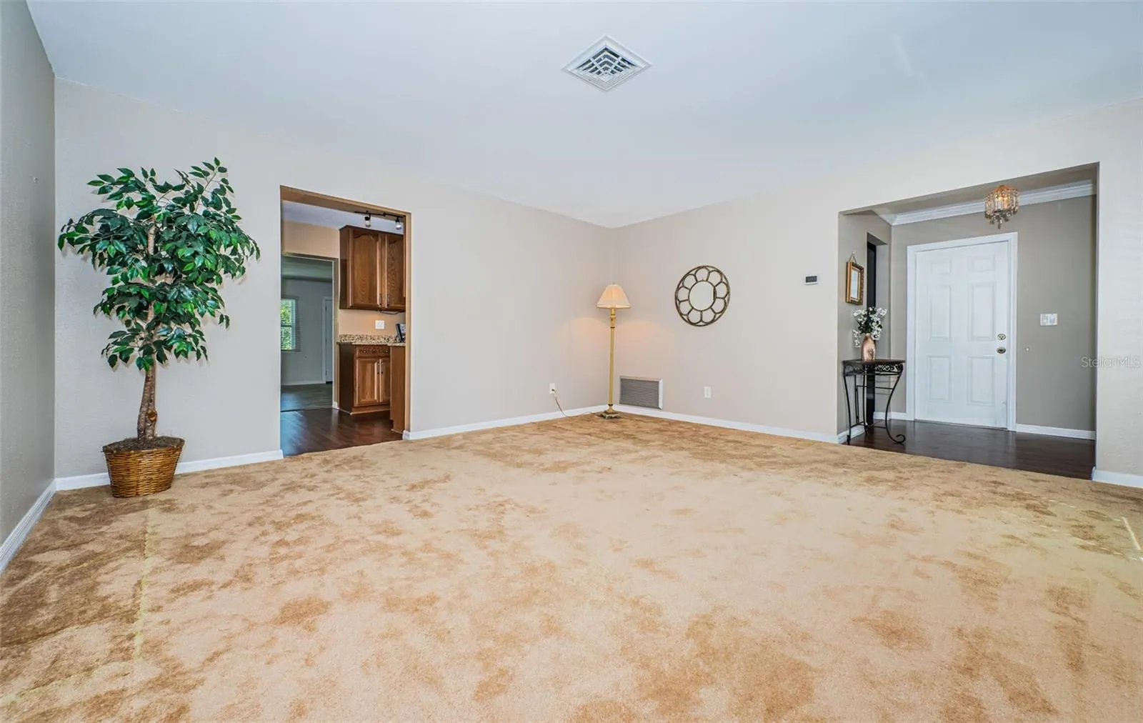 2342 HAZELWOOD LN