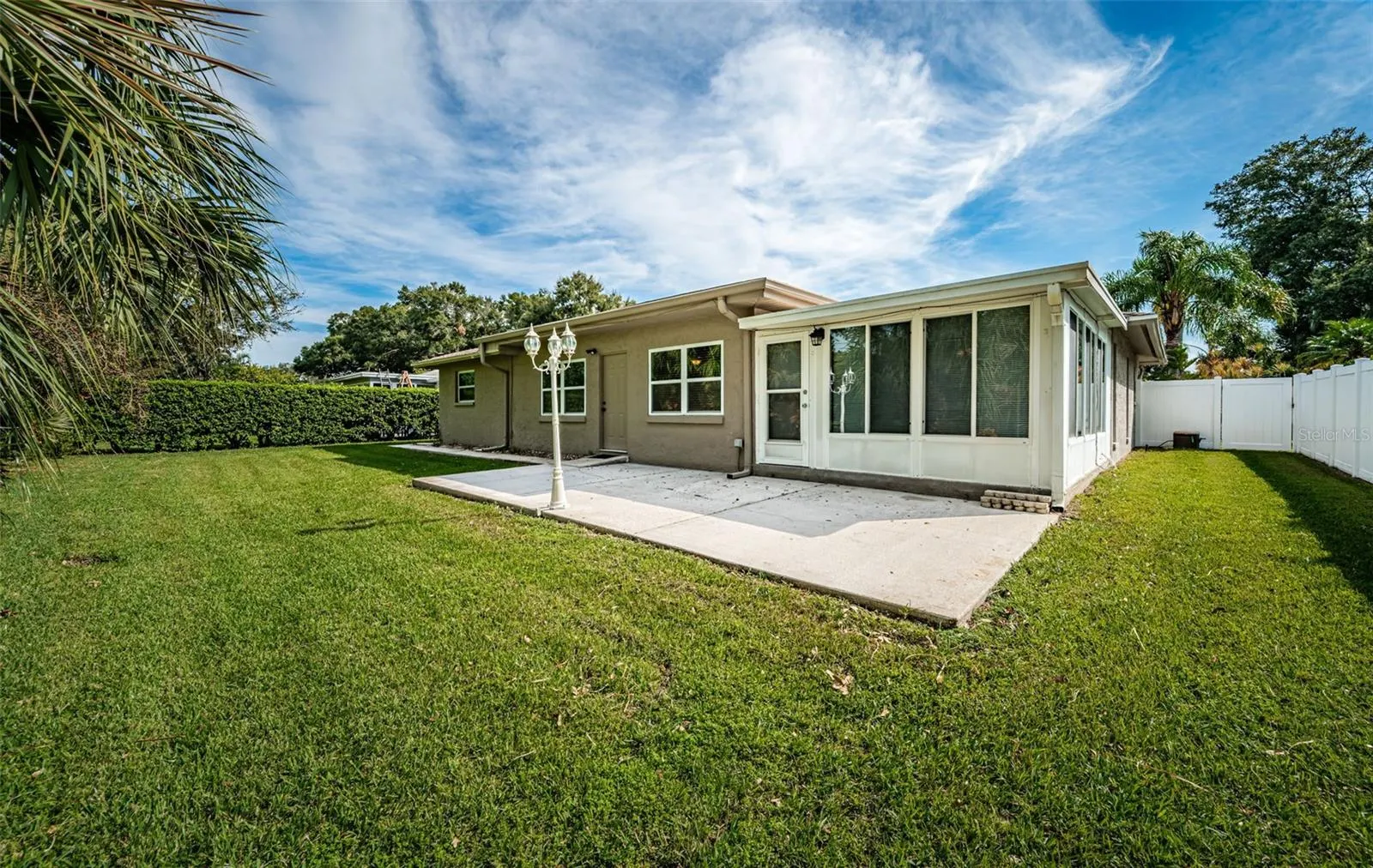 2342 HAZELWOOD LN
