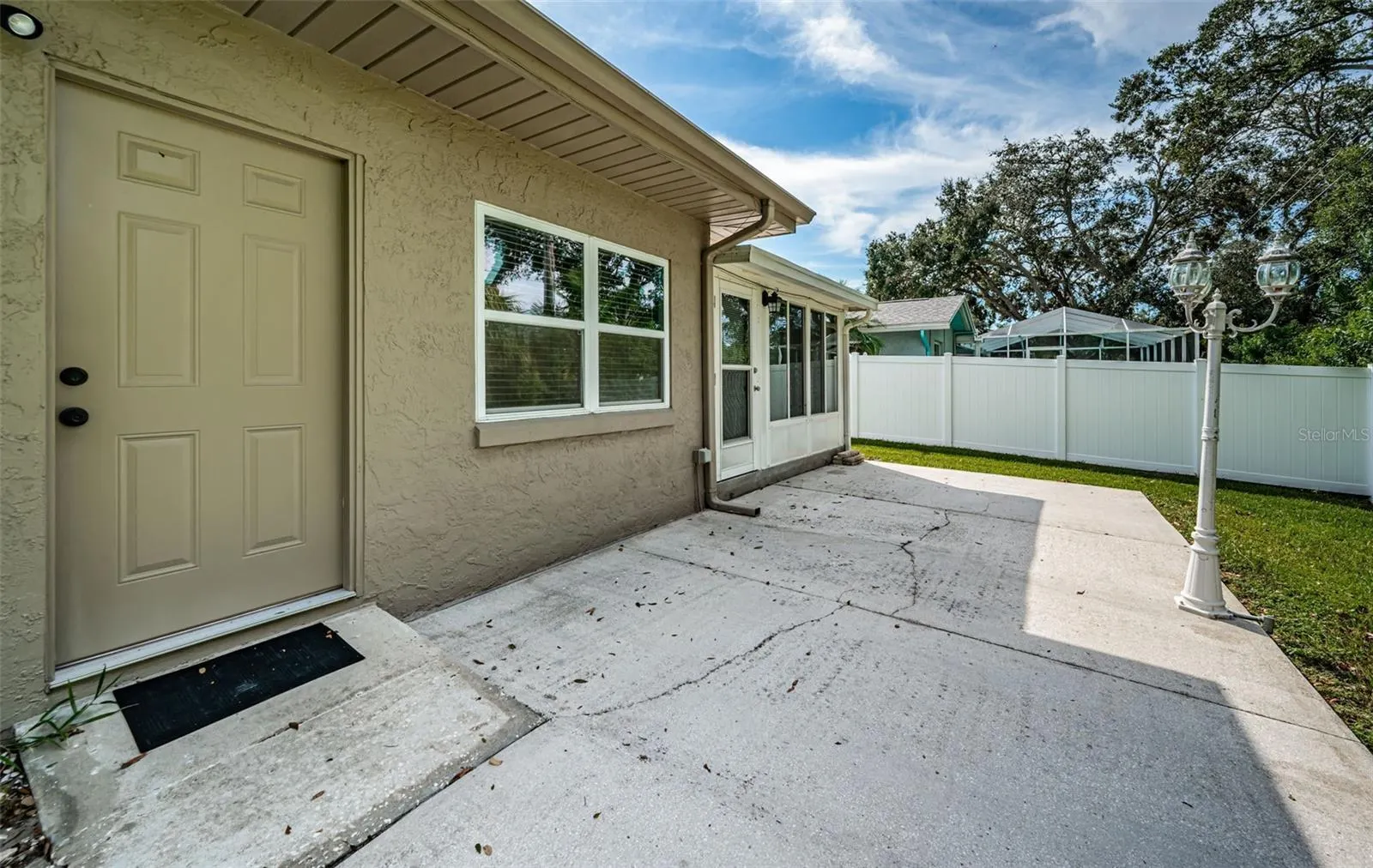 2342 HAZELWOOD LN