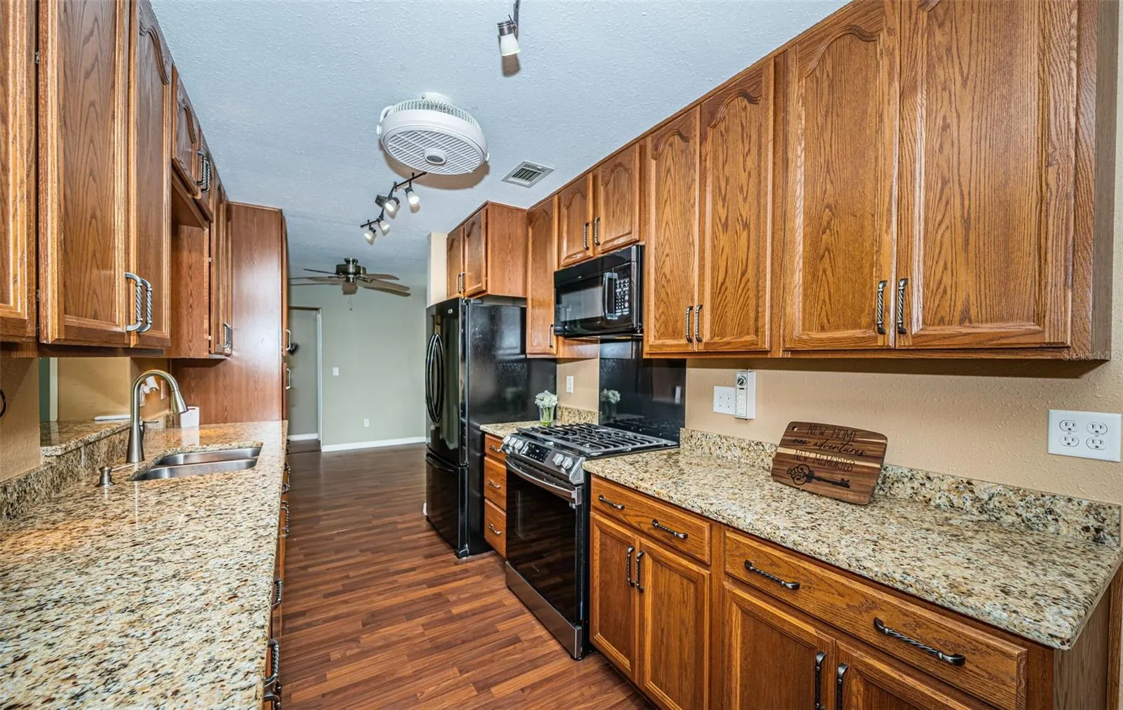 2342 HAZELWOOD LN