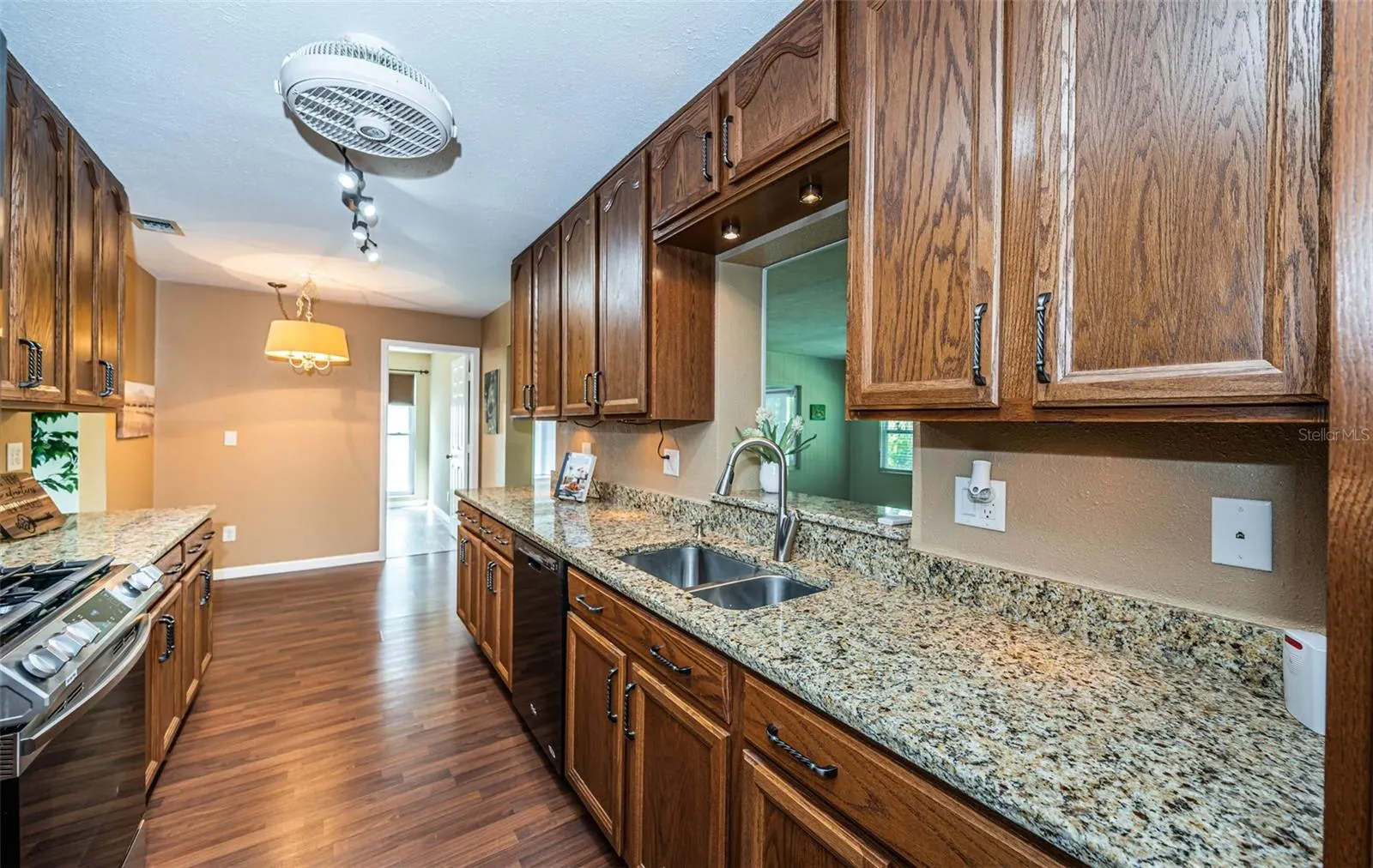 2342 HAZELWOOD LN