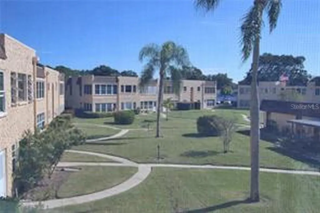 221 CEDARWOOD CIR #221, #221