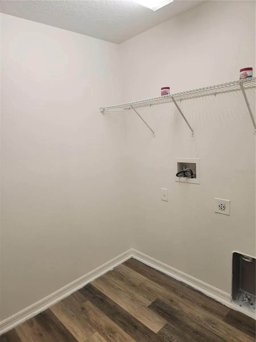 7308 IBIS DR