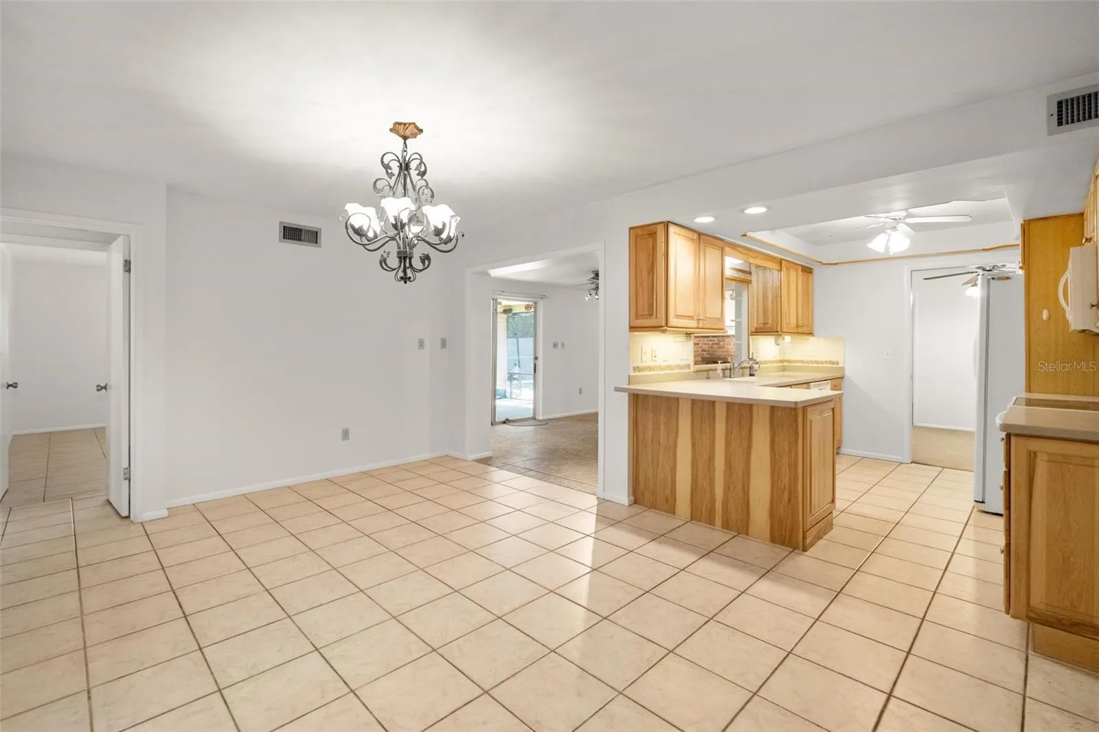 1353 VIEWTOP DR
