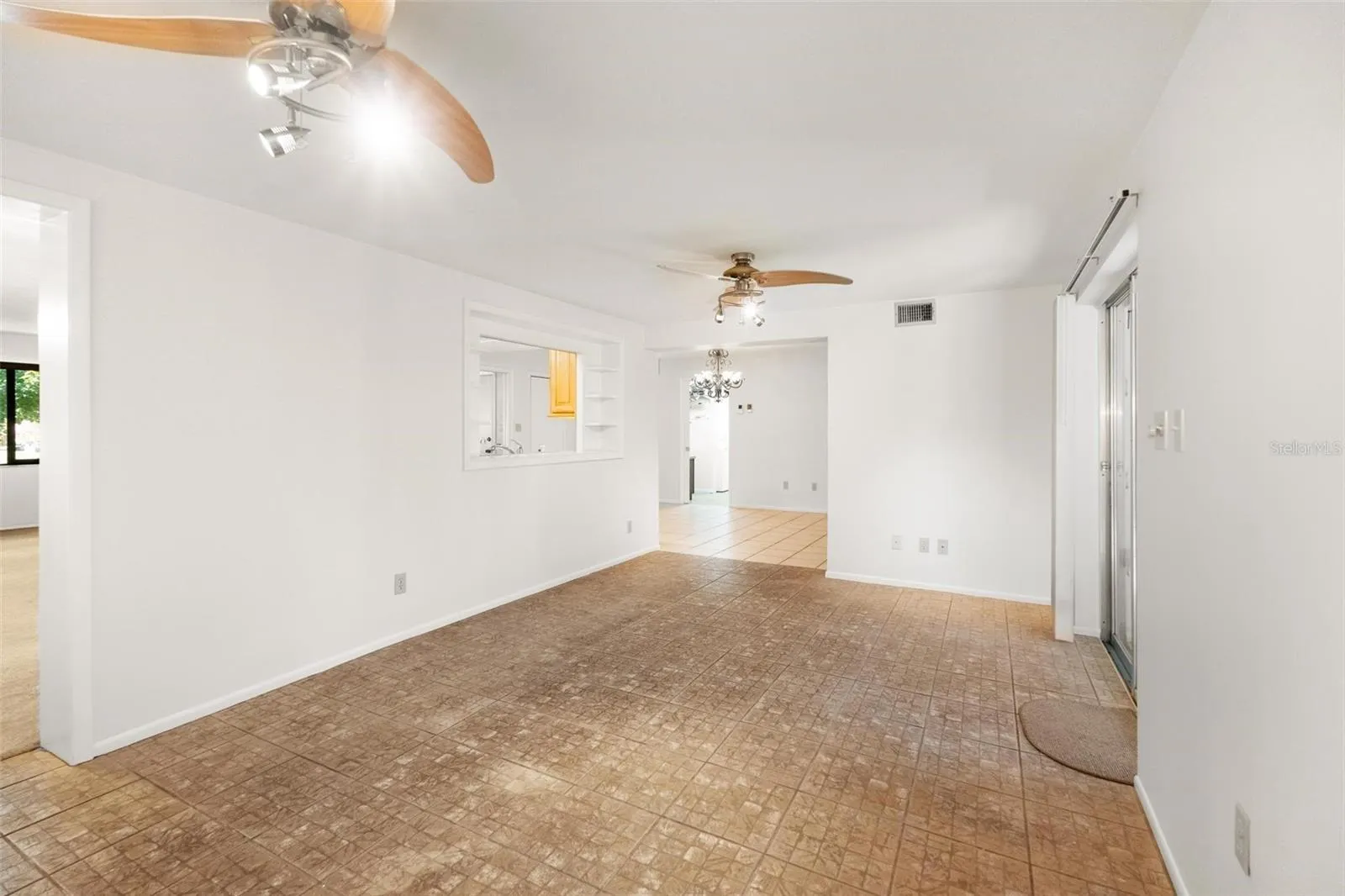 1353 VIEWTOP DR