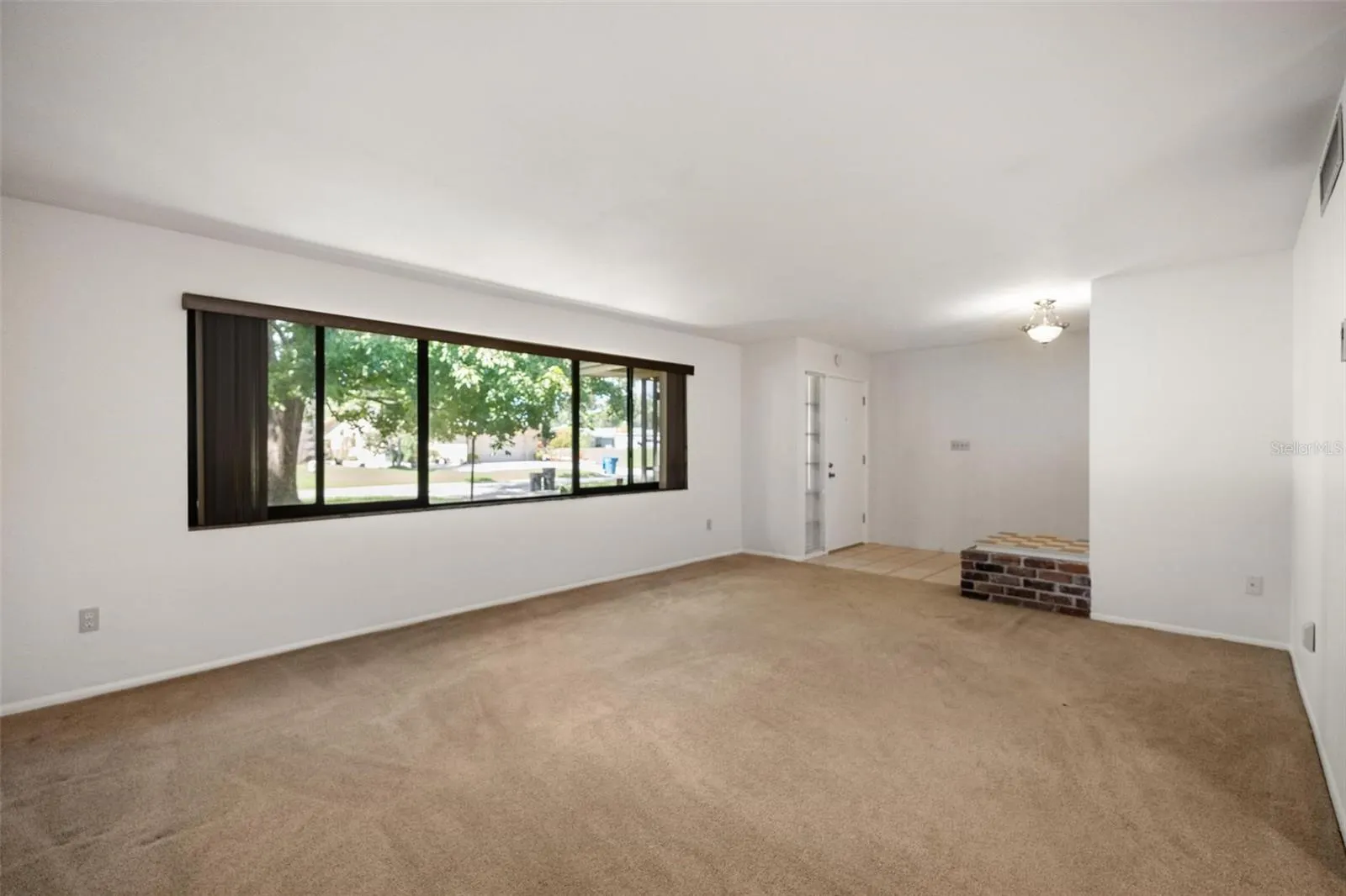 1353 VIEWTOP DR