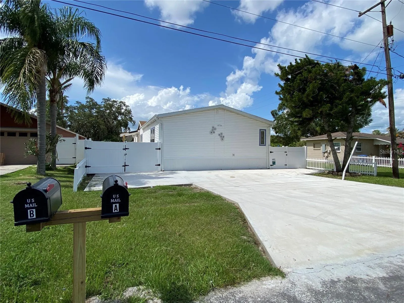 8726 MAYFLOWER RD #2, #2