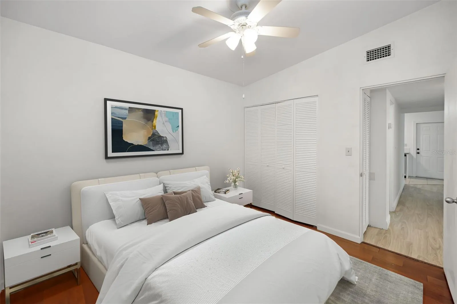 1115 CONANT AVE