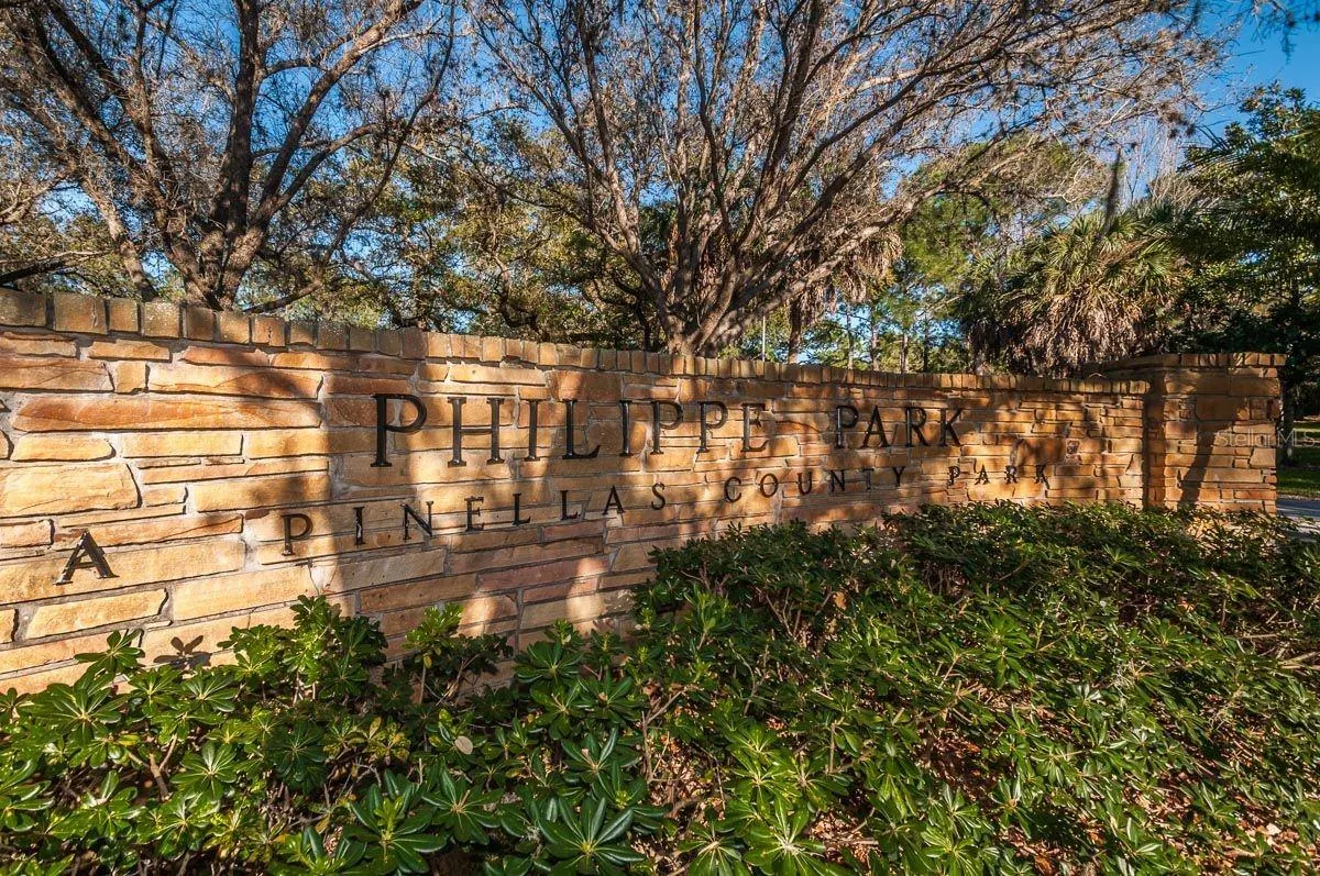 1115 CONANT AVE